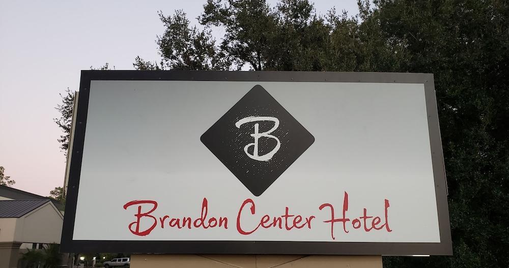 Spark By Hilton Tampa Brandon Heartland ภายนอก รูปภาพ