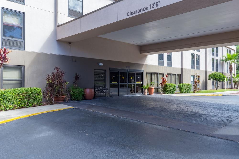 Spark By Hilton Tampa Brandon Heartland ภายนอก รูปภาพ