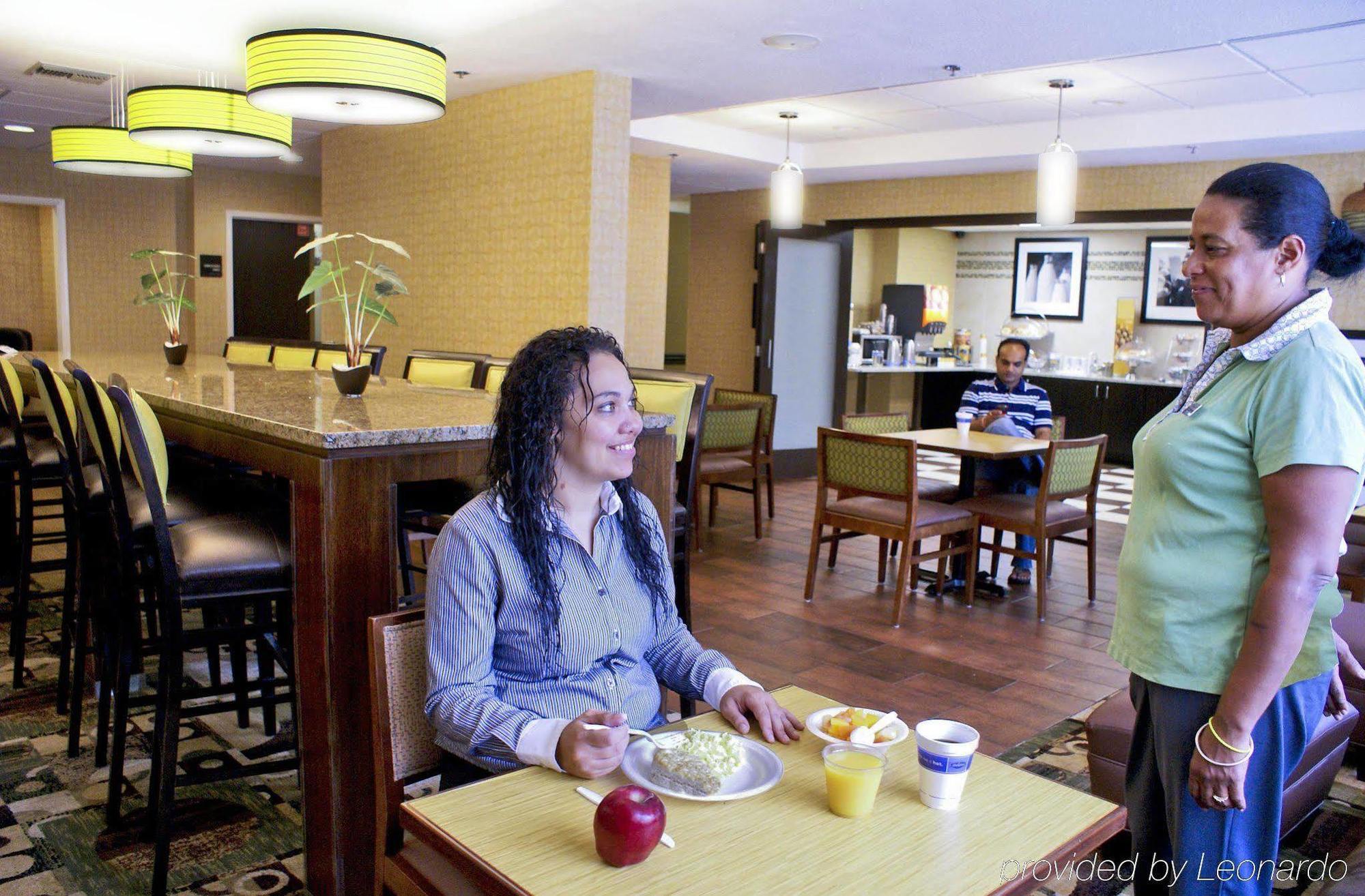 Spark By Hilton Tampa Brandon Heartland ร้านอาหาร รูปภาพ